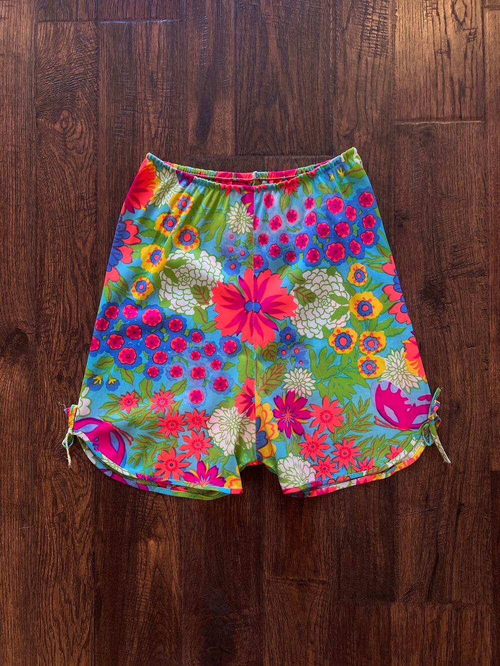 Vintage 1970s Handmade Slip Shorts - Bright Psychedelic Floral Print - Small